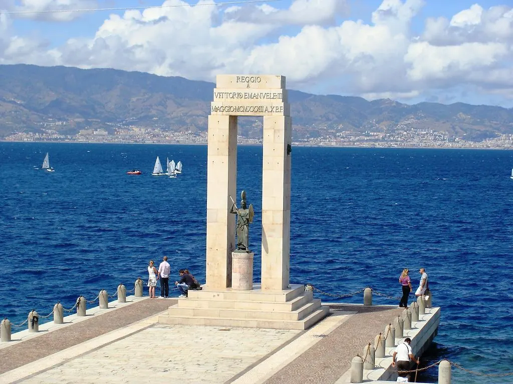 Bed & Breakfast Bed and Breakfast La Casa Di Ermelinda Reggio Calabria
